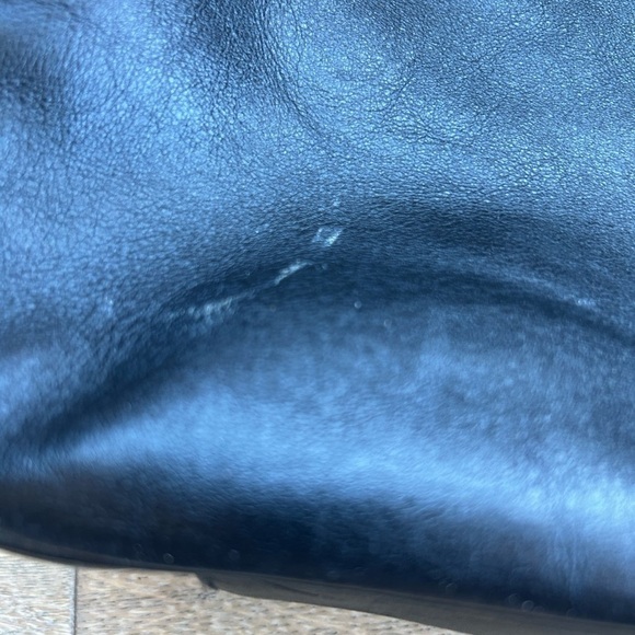 Gucci Leather Bamboo Crossbody/Hobo - Picture 4 of 10